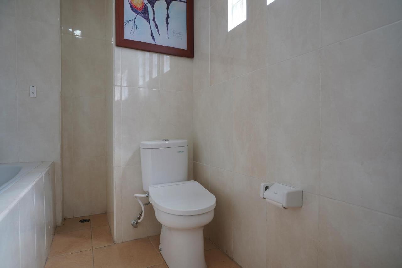 Oyo 2392 Nusa Dua Eling Inn Bagian luar foto