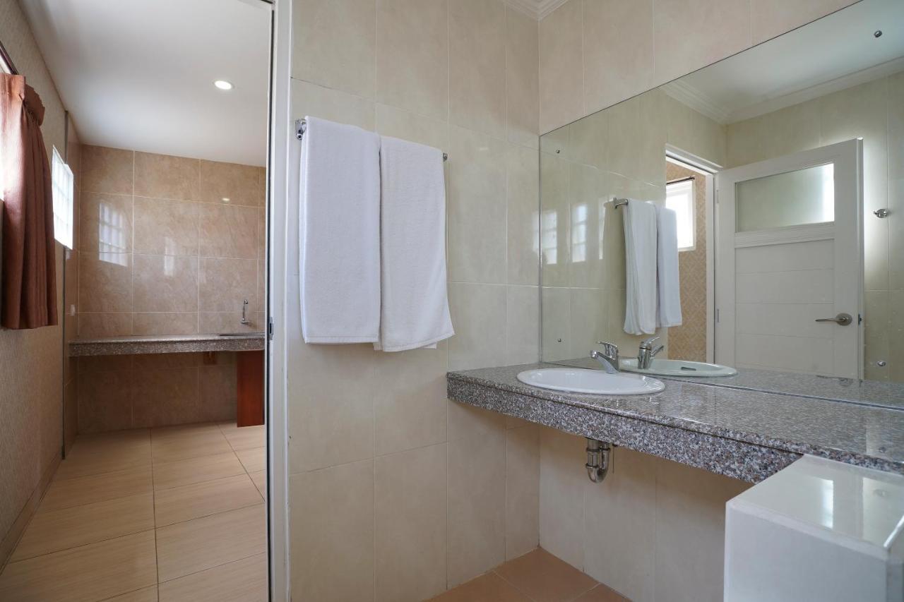 Oyo 2392 Nusa Dua Eling Inn Bagian luar foto